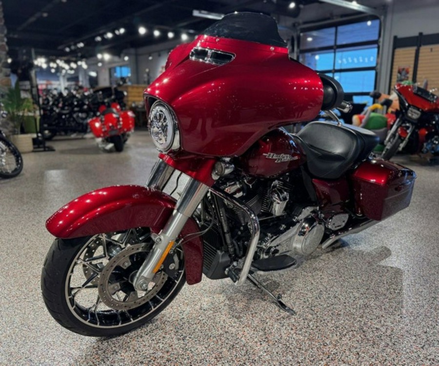 2017 Harley-Davidson FLHXS - Street Glide Special