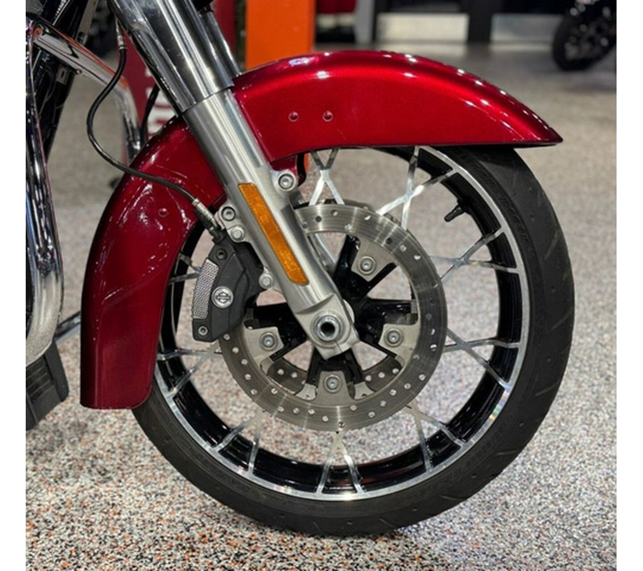 2017 Harley-Davidson FLHXS - Street Glide Special