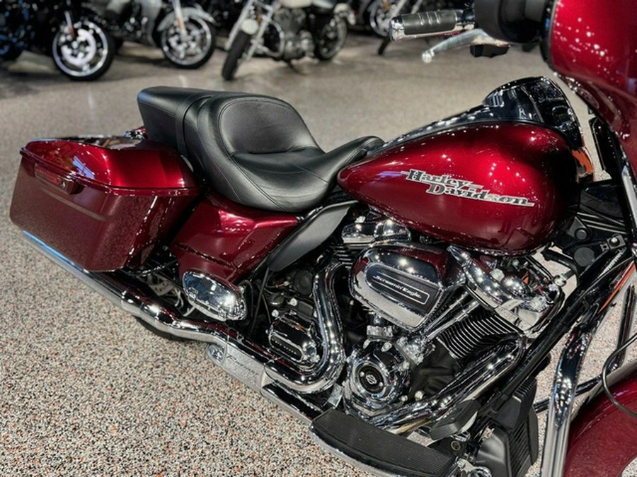 2017 Harley-Davidson FLHXS - Street Glide Special