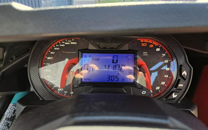 2025 Slingshot SLINGSHOT 10 AUTODRIVE