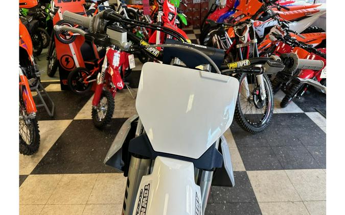 2023 Husqvarna Motorcycles FC 350