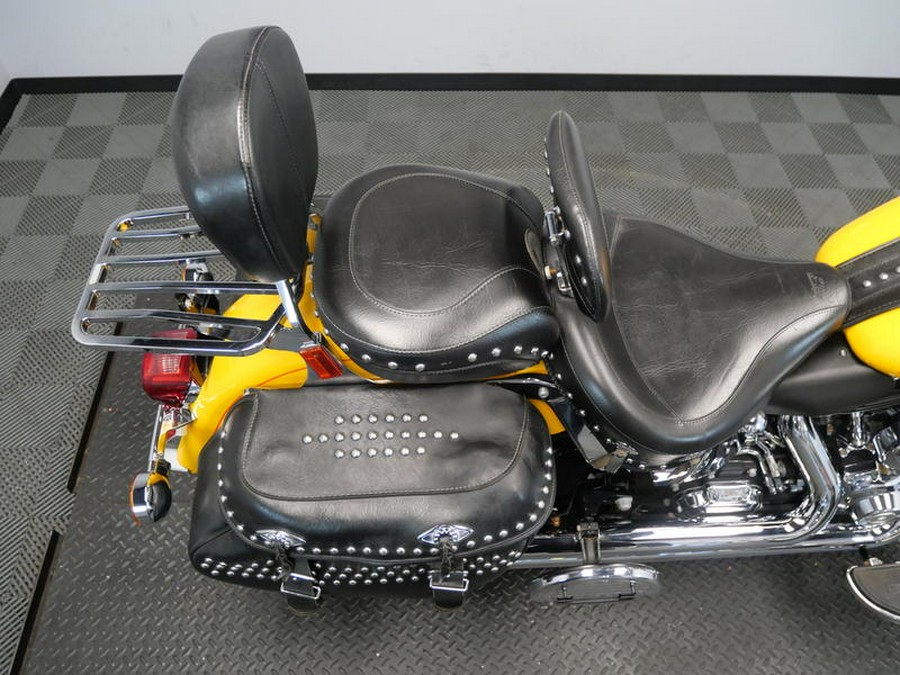 2011 Harley-Davidson® FLSTC - Heritage Softail® Classic