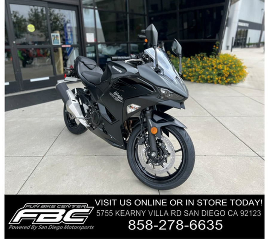 2026 Kawasaki Ninja 500 Metallic Flat Spark Black