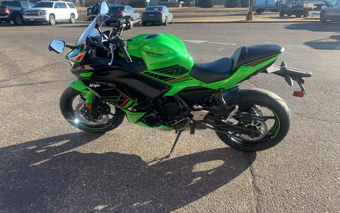 2024 Kawasaki Ninja® 650 KRT Edition ABS