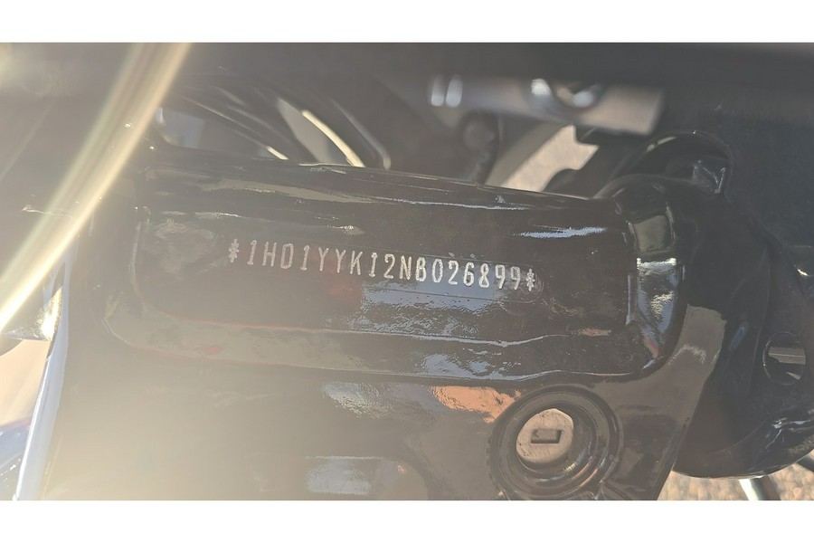 2022 Harley-Davidson® Softail Street Bob 114