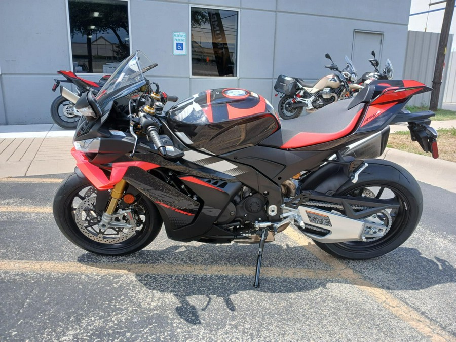 2026 Aprilia RSV4 1100