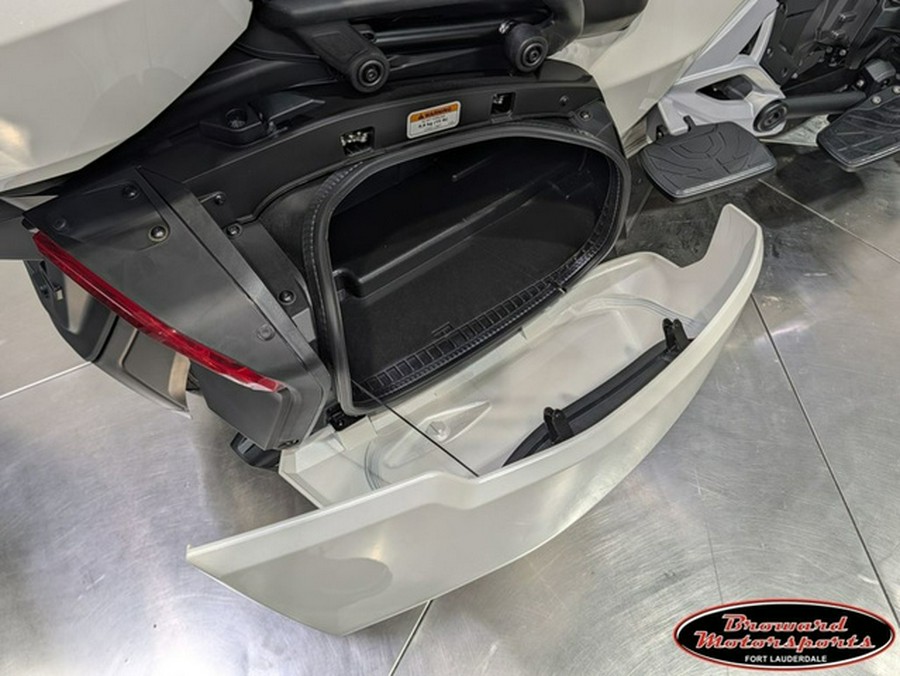 2026 Can-Am Spyder F3 Limited Platine