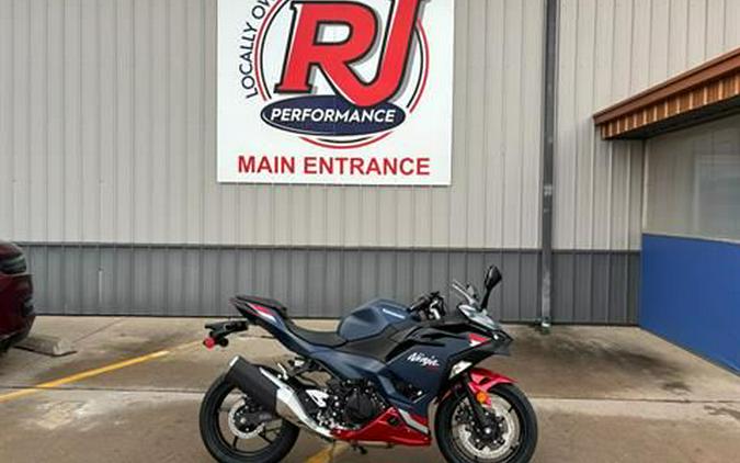 2026 Kawasaki Ninja® 500 ABS