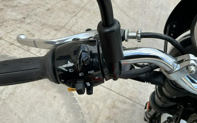 2025 ROYAL ENFIELD Bear 650 Boardwalk White