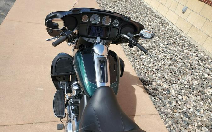 2024 Harley-Davidson Tri Glide Ultra Alpine Green / Vivid Black