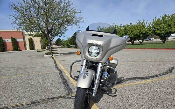 2023 Indian Motorcycle® Chieftain® Limited Silver Quartz Metallic