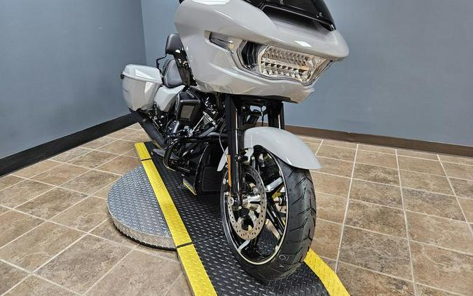 2024 Harley-Davidson® FLTRX - Road Glide®