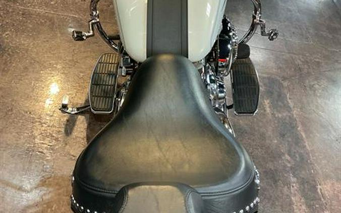 2001 Harley-Davidson FLSTC/FLSTCI Heritage Softail® Classic