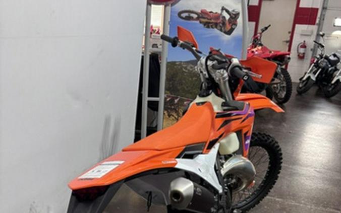 2024 KTM XC 150 W