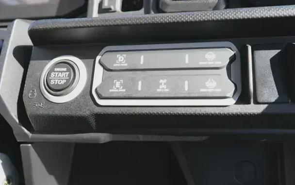 2026 CAN-AM DEFENDER MAX LONE STAR HD11