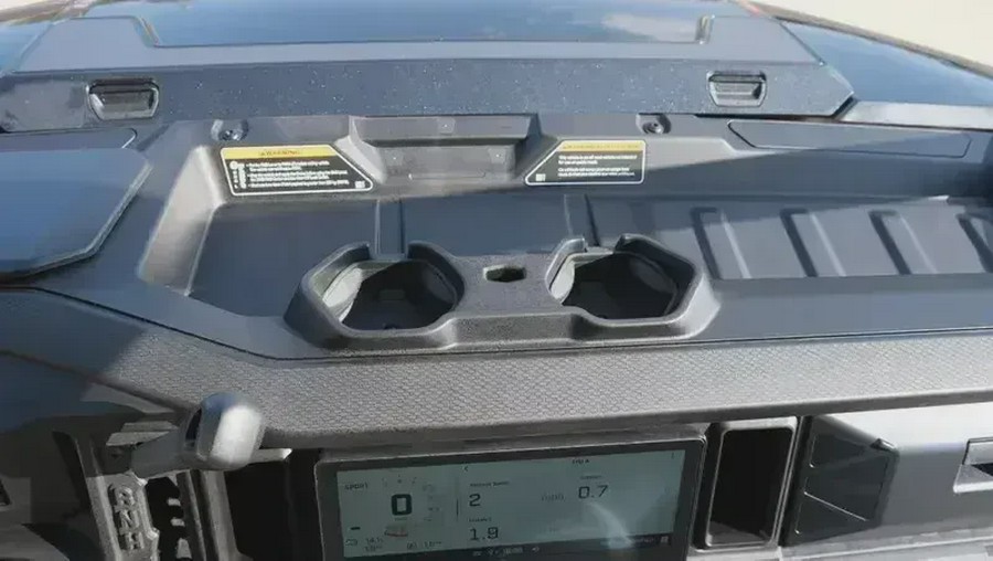 2026 CAN-AM DEFENDER MAX LONE STAR HD11