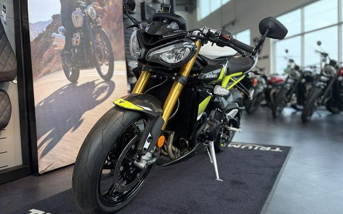 2026 Triumph Street Triple 765 Moto2™