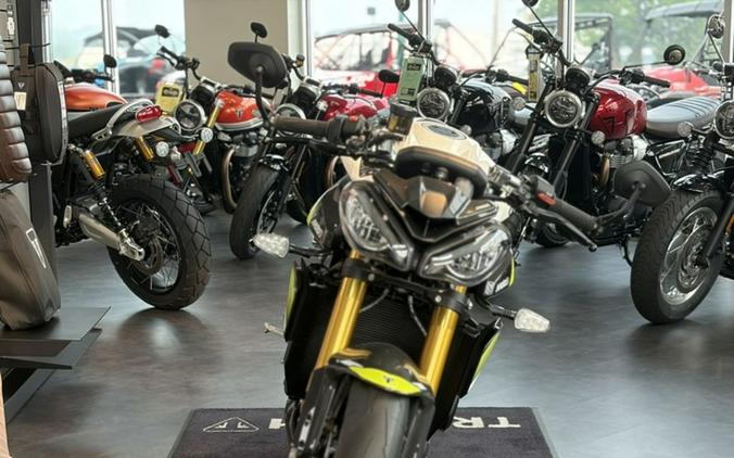 2026 Triumph Street Triple 765 Moto2™