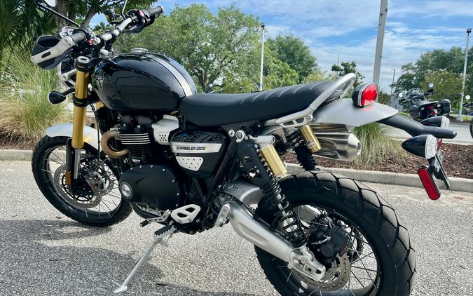 2024 Triumph Scrambler 1200 XE