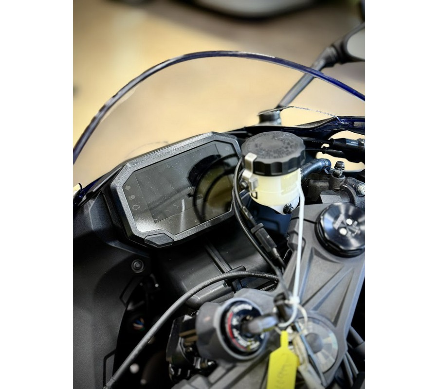 2025 Ninja® ZX™-6R - Kawasaki