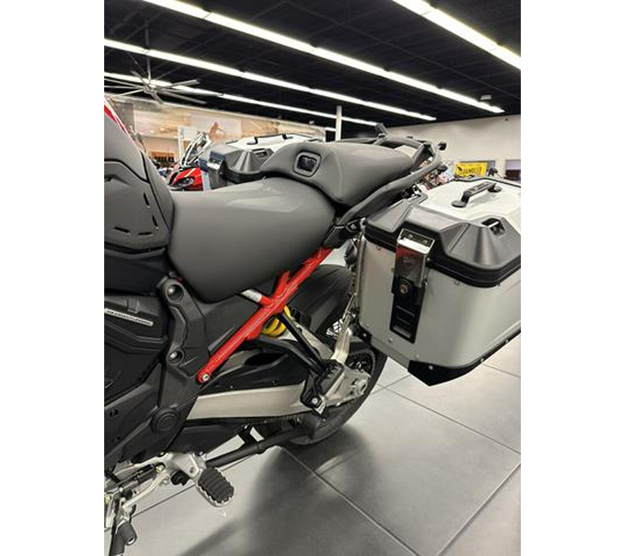 2025 Ducati Multistrada V4 Rally Adventure Travel & Radar