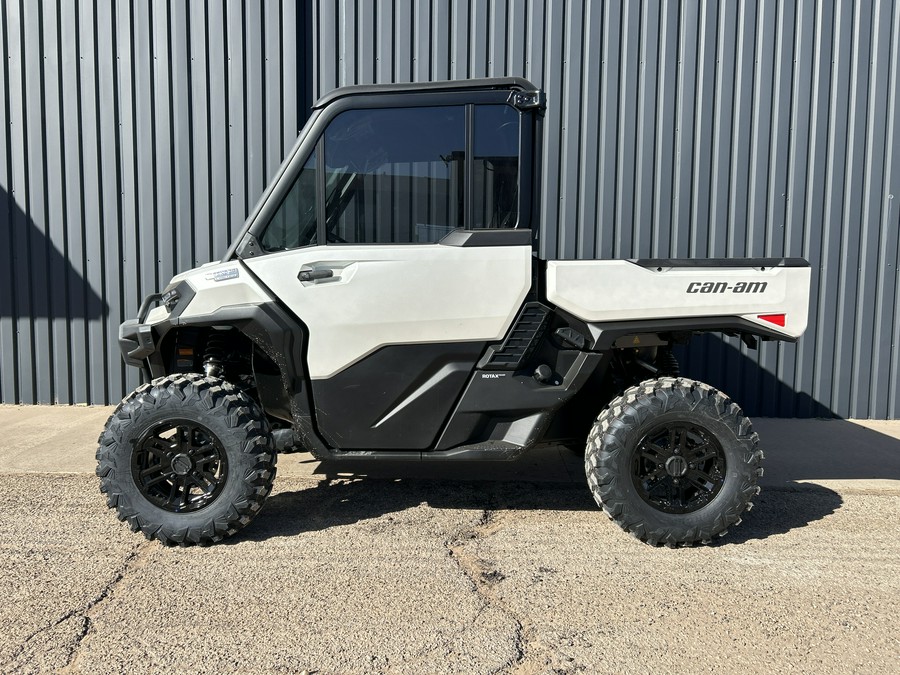 2026 Can-Am Defender Limited HD11