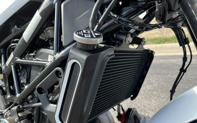 2023 Husqvarna Vitpilen 401