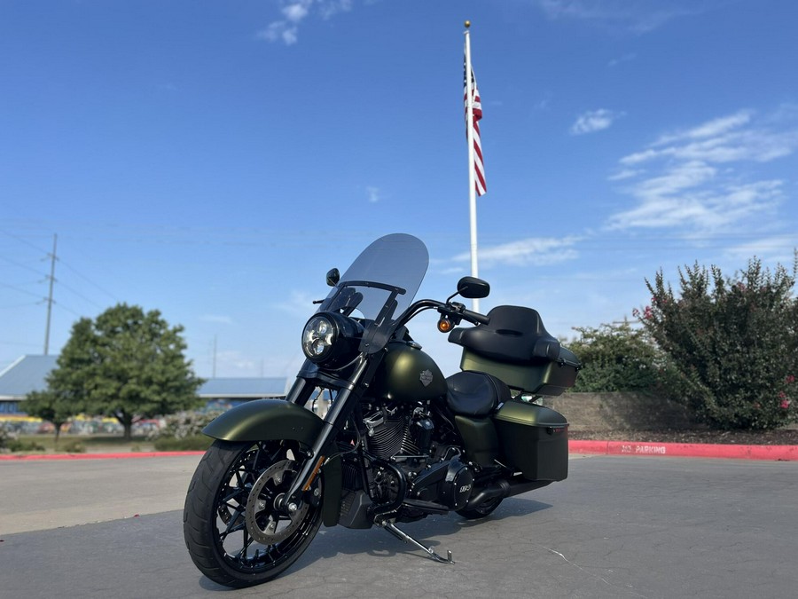 2022 Harley-Davidson® FLHRXS Road King® Special Mineral Green Denim 634625