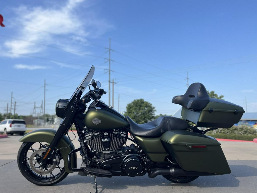 2022 Harley-Davidson® FLHRXS Road King® Special Mineral Green Denim 634625