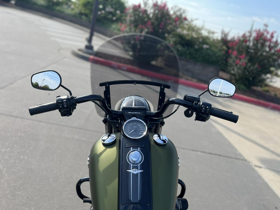 2022 Harley-Davidson® FLHRXS Road King® Special Mineral Green Denim 634625