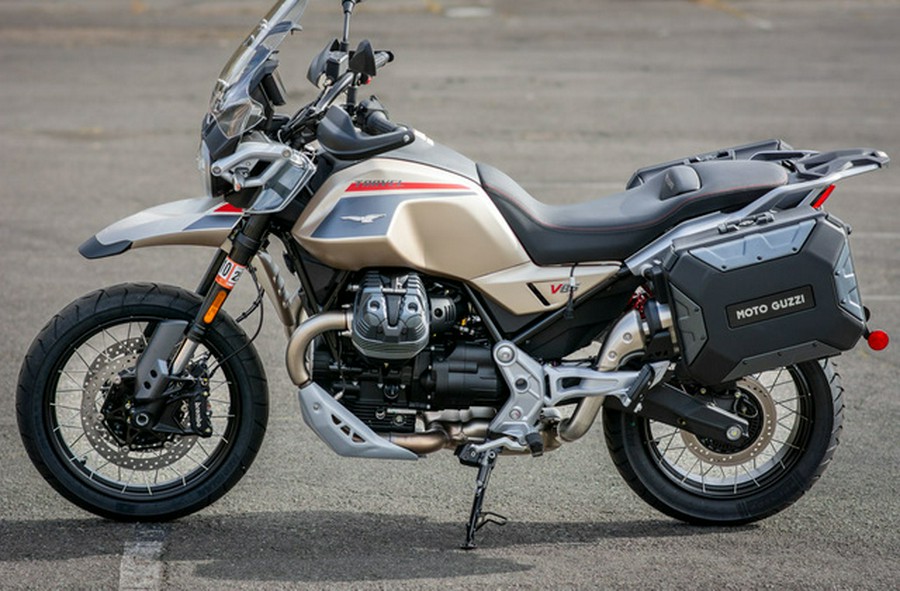 2025 Moto Guzzi V85 TT Travel
