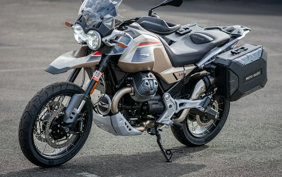2025 Moto Guzzi V85 TT Travel
