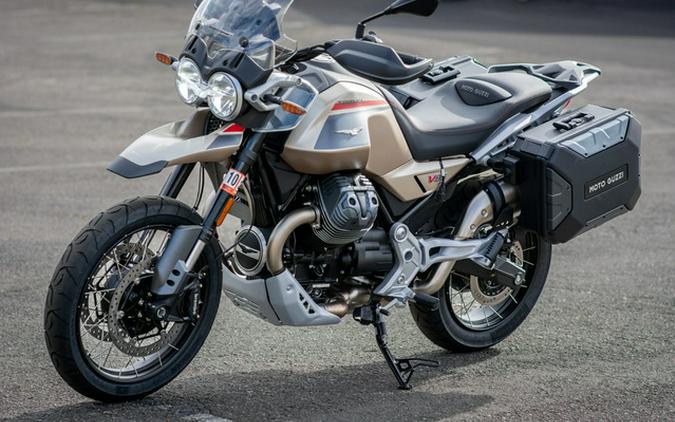 2025 Moto Guzzi V85 TT Travel