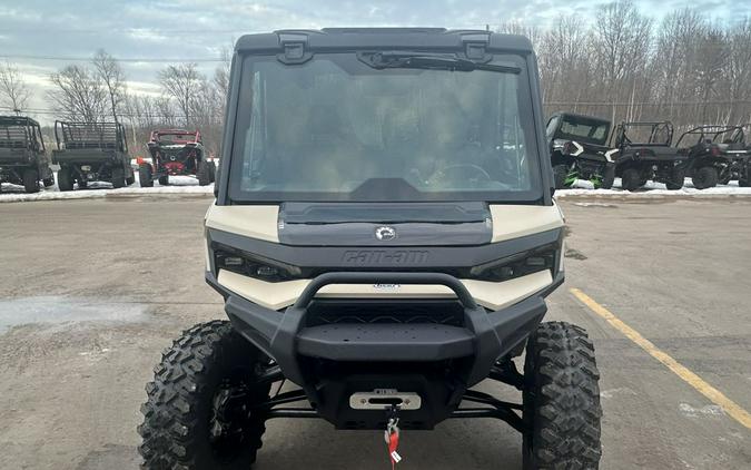 2026 Can-Am® Defender Limited HD11 Desert Tan & Carbon Black