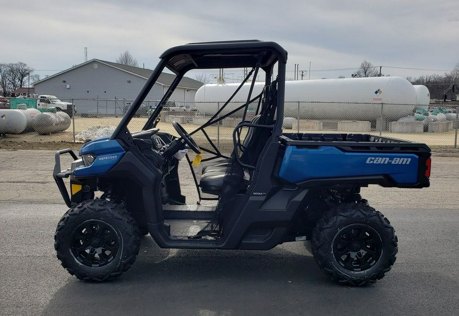 2023 Can-Am® Defender XT HD9