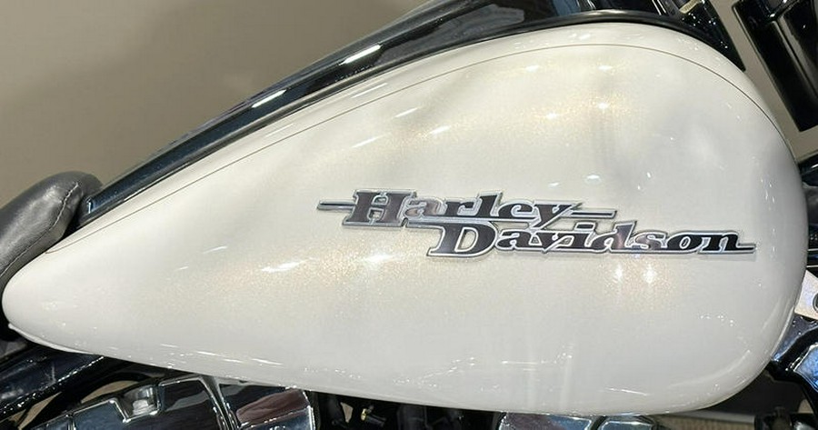 2014 Harley-Davidson® FLHXS - Street Glide® Special