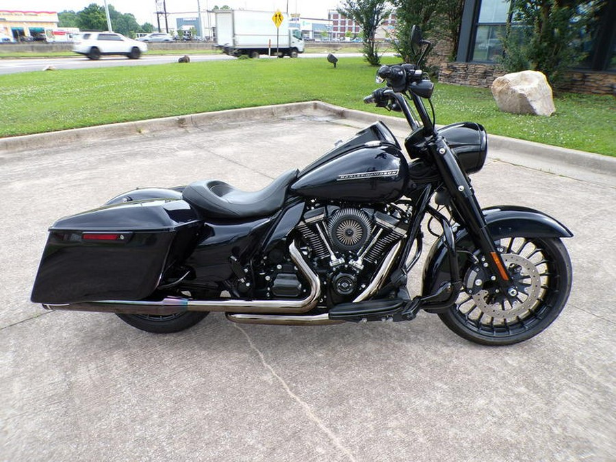 2019 Harley-Davidson® FLHRXS - Road King® Special