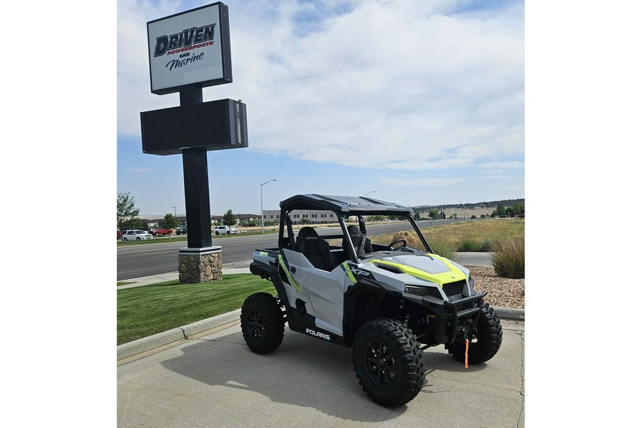 2024 Polaris Industries GENERAL® XP 1000 Sport