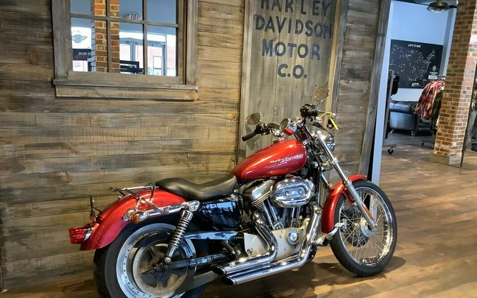 Harley-Davidson® Sportster® 883 Custom 2004 XL 883C Sierra Red