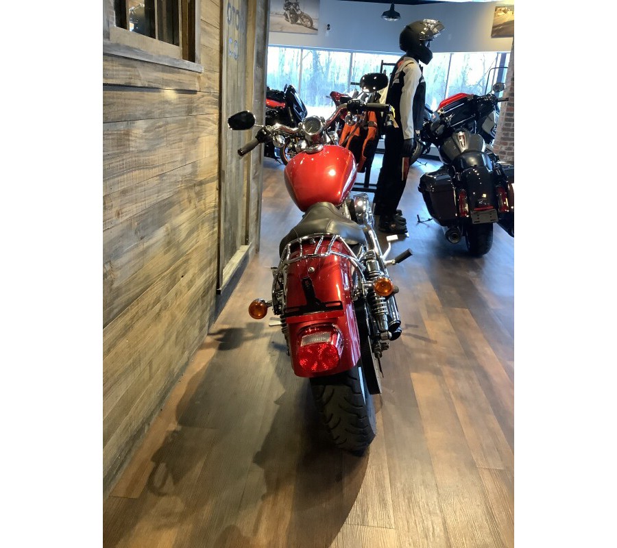 Harley-Davidson® Sportster® 883 Custom 2004 XL 883C Sierra Red