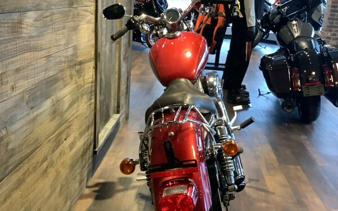 Harley-Davidson® Sportster® 883 Custom 2004 XL 883C Sierra Red