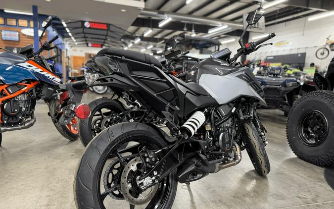 2026 KTM 250 Duke
