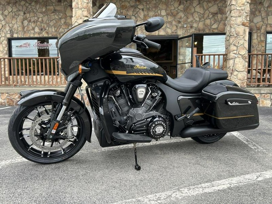 2026 Indian Motorcycle® Chieftain® PowerPlus Dark Horse® 112 w/PowerBand Black Crystal w/Black Meta