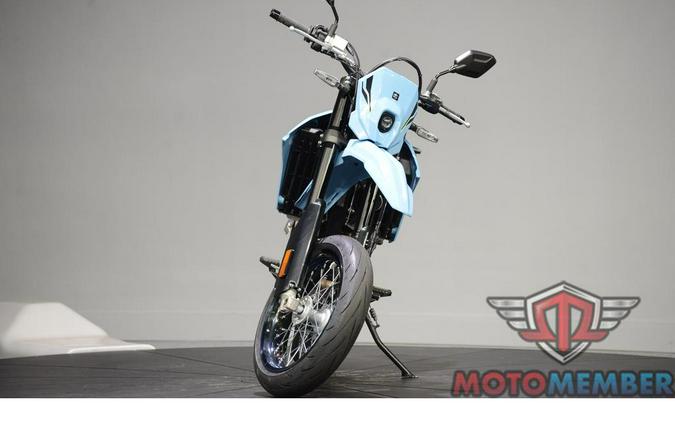 2025 Suzuki DR-Z4SM