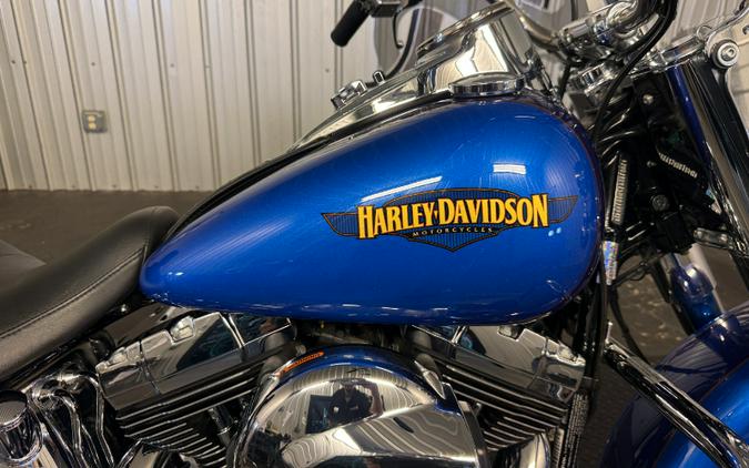 2017 Harley-Davidson HERITAGE SOFTAIL CLASSIC