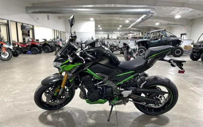 2024 Kawasaki Z900 SE ABS