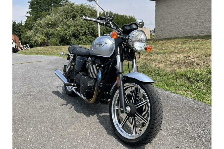 2014 Triumph BONNEVILLE