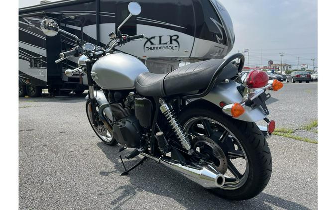 2014 Triumph BONNEVILLE