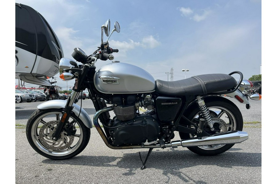 2014 Triumph BONNEVILLE