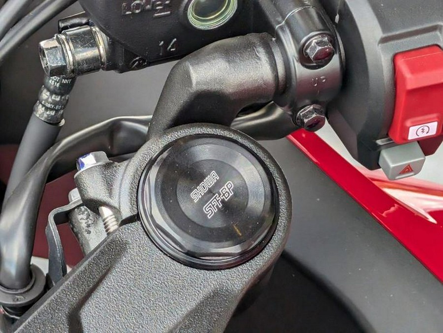 2025 Honda® CBR650R E-Clutch